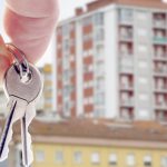 Как купить квартиру без риелтора и не попасться на обман?
